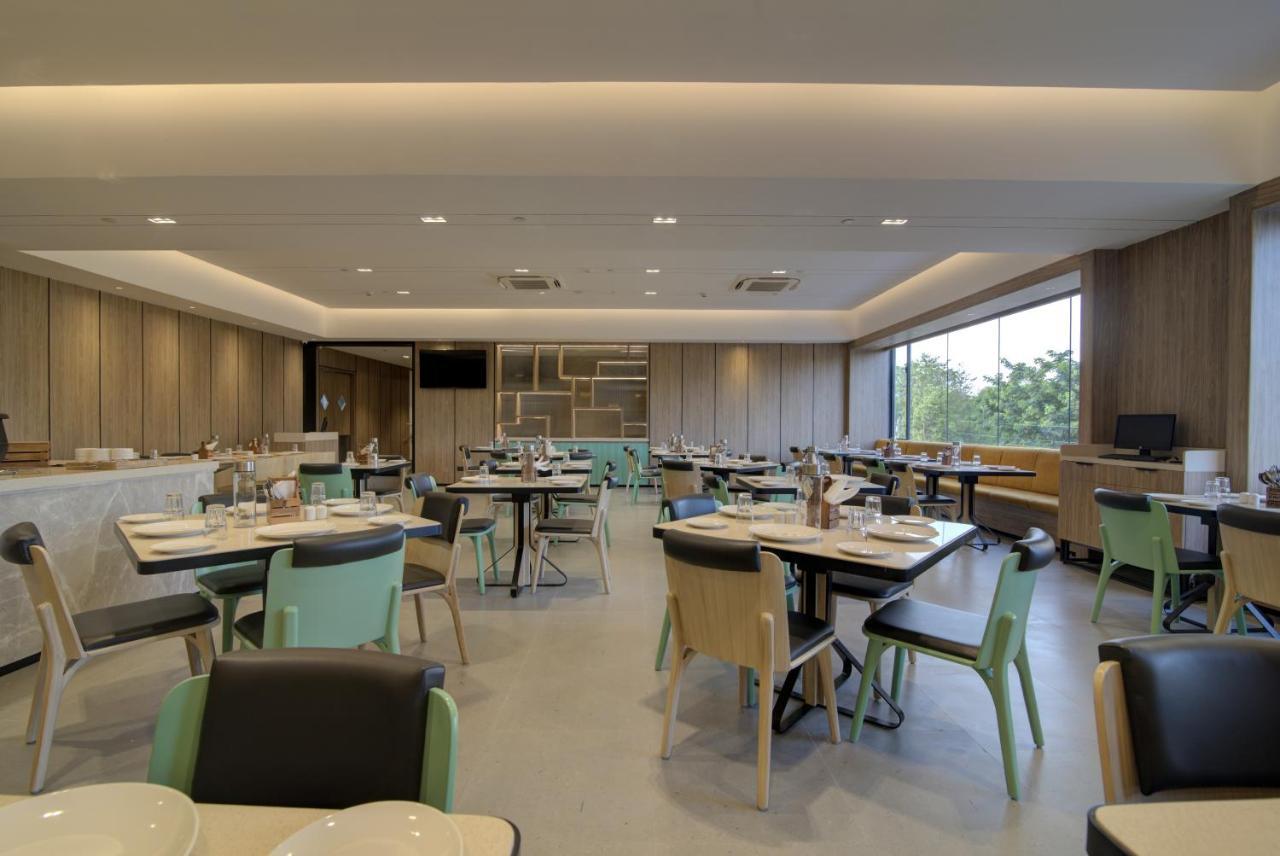 7 Apple Hotel Pratap Nagar, Dzsaipur Kültér fotó